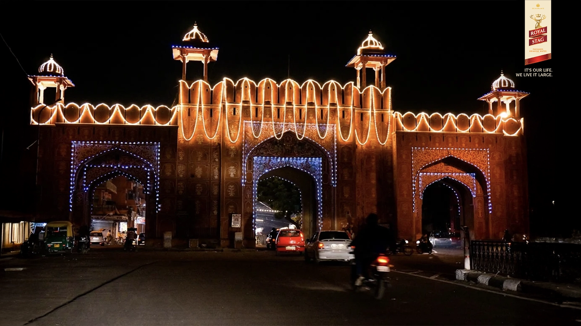 Planning a Day Out This Festive Season? SKY Recommends These Celebration Spots